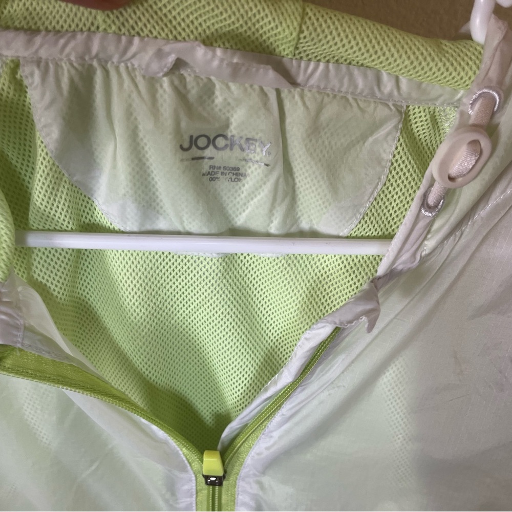 Windbreaker - Picture 2 of 3